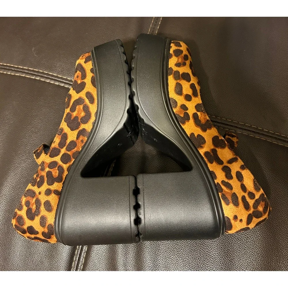 N/A nwot leopard